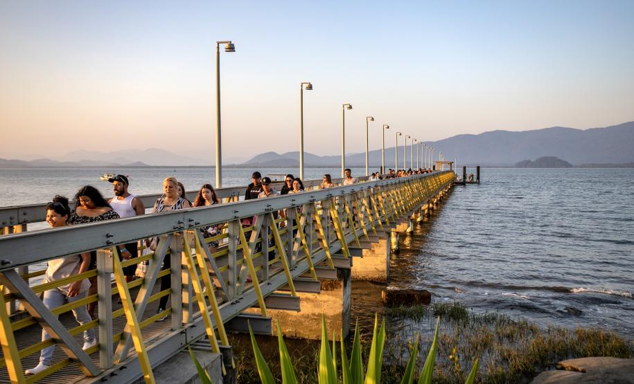 Na primeira etapa, foram dois atracadouros construídos na Ilha do Mel (Brasília e Encantadas), entregues no final de 2021; e outros cinco foram finalizados no início deste ano: dois na Ilha dos Valadares; um no Santuário do Rocio; e dois em Antonina – na Ponta da Pita e no Portinho.