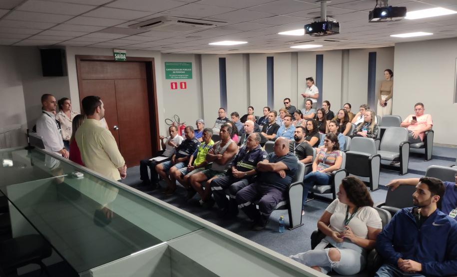 Café com Saúde inicia na Portos do Paraná com Setembro Amarelo como tema