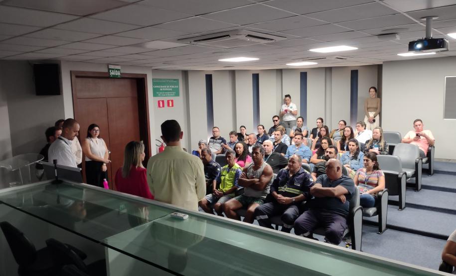 Café com Saúde inicia na Portos do Paraná com Setembro Amarelo como tema