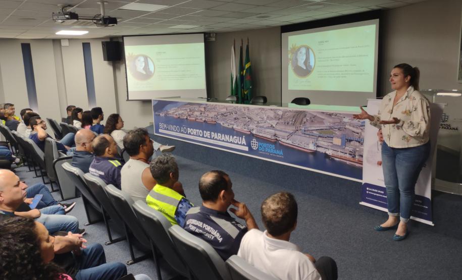 Café com Saúde inicia na Portos do Paraná com Setembro Amarelo como tema
