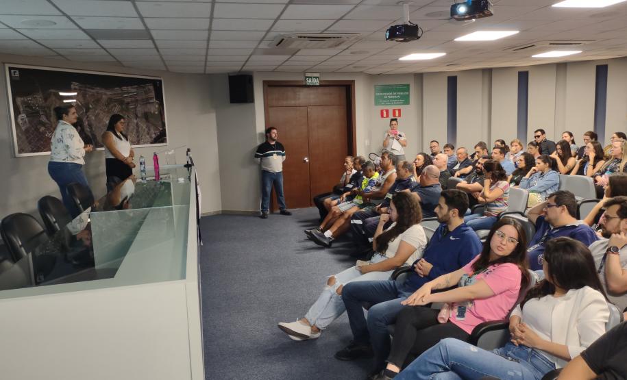 Café com Saúde inicia na Portos do Paraná com Setembro Amarelo como tema