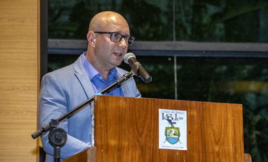 Mais de 200 alunos participaram de palestra realizada pela Portos do Paraná