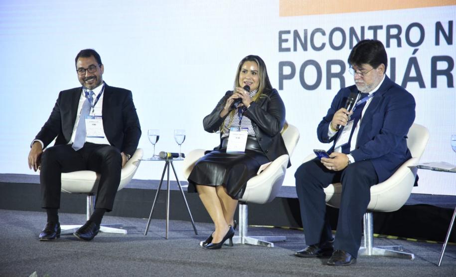 Portos do Paraná abre Encontro Nacional de Autoridades Portuárias e Hidroviárias