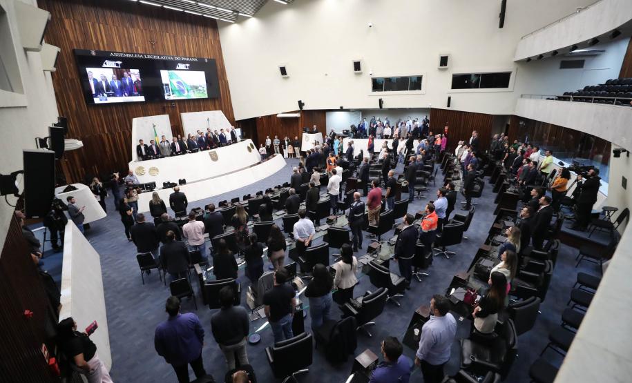 Com melhor gestão do Brasil, Portos do Paraná recebe homenagem da Assembleia