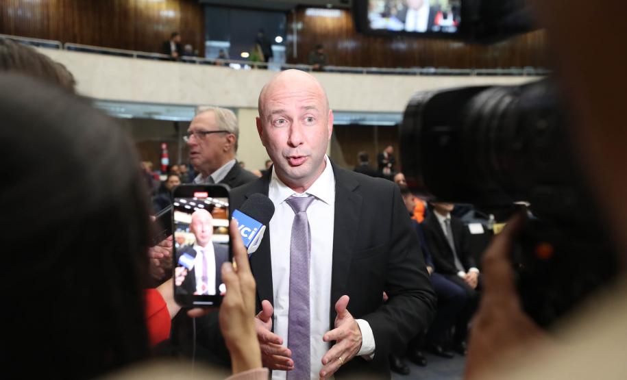 Com melhor gestão do Brasil, Portos do Paraná recebe homenagem da Assembleia