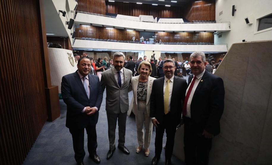 Com melhor gestão do Brasil, Portos do Paraná recebe homenagem da Assembleia