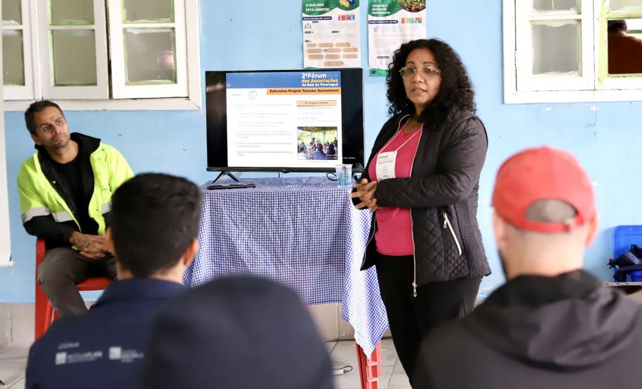 Fórum reúne associações de moradores sob influência do Porto de Paranaguá