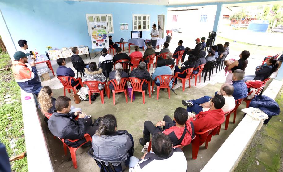 Fórum reúne associações de moradores sob influência do Porto de Paranaguá