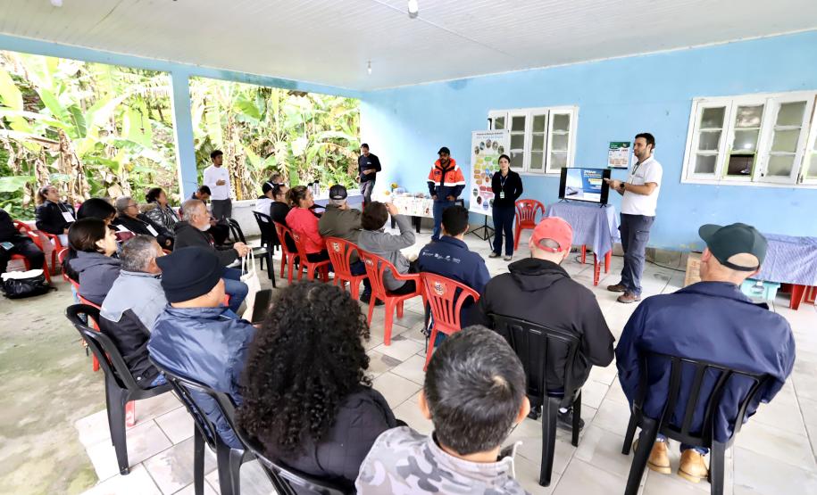 Fórum reúne associações de moradores sob influência do Porto de Paranaguá