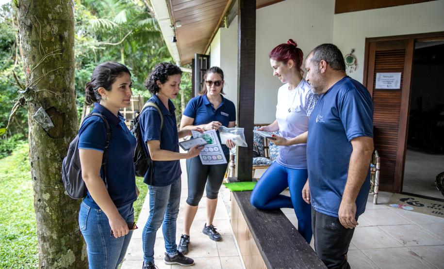 Portos do Paraná certifica empresas da Ilha do Mel com “Selo Verde 2023”