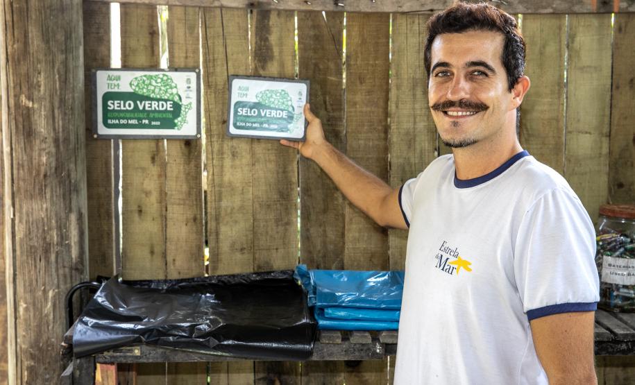 Portos do Paraná certifica empresas da Ilha do Mel com “Selo Verde 2023”