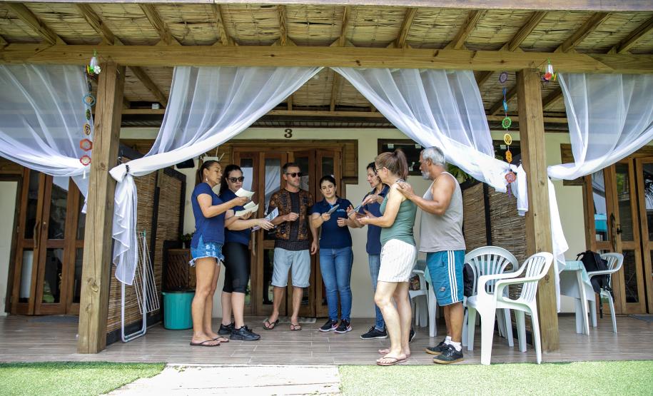 Portos do Paraná certifica empresas da Ilha do Mel com “Selo Verde 2023”