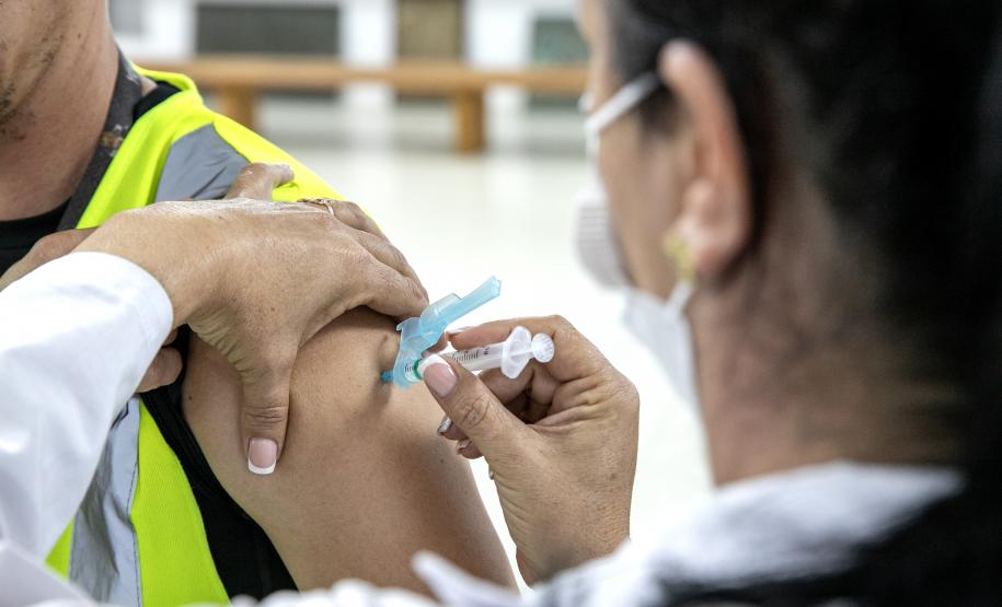 Campanha de vacinação atinge 400 doses aplicadas no Porto de Paranaguá
