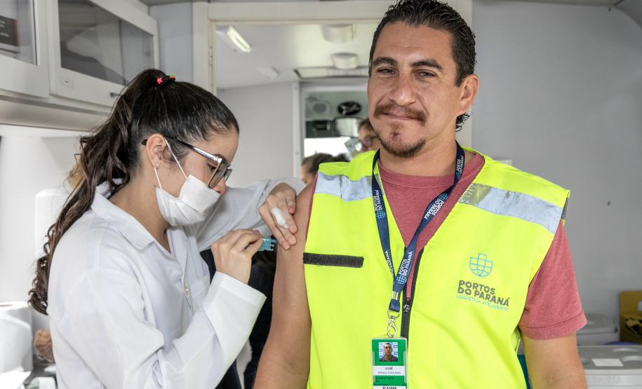 Campanha de vacinação atinge 400 doses aplicadas no Porto de Paranaguá