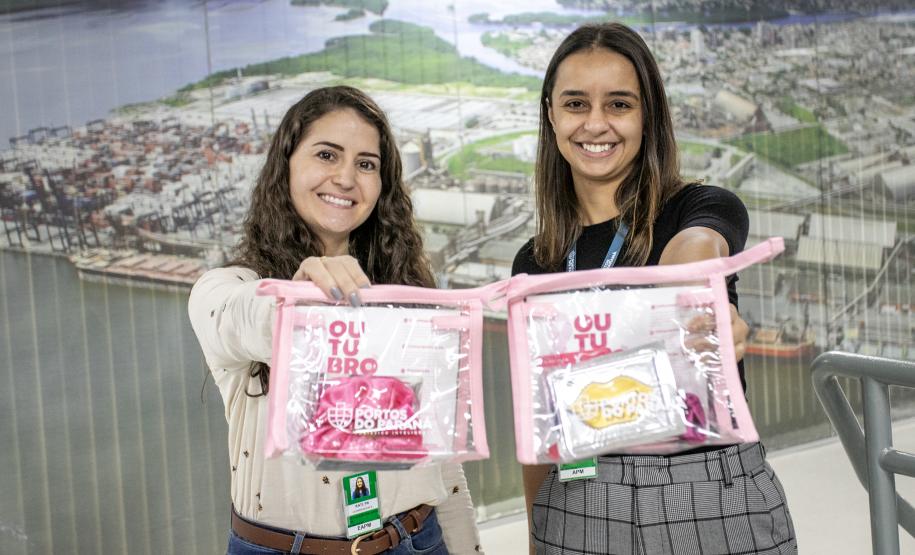 Ação marca encerramento da campanha Outubro Rosa na Portos do Paraná