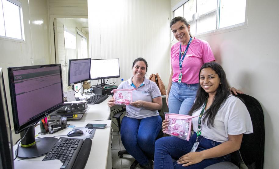 Ação marca encerramento da campanha Outubro Rosa na Portos do Paraná
