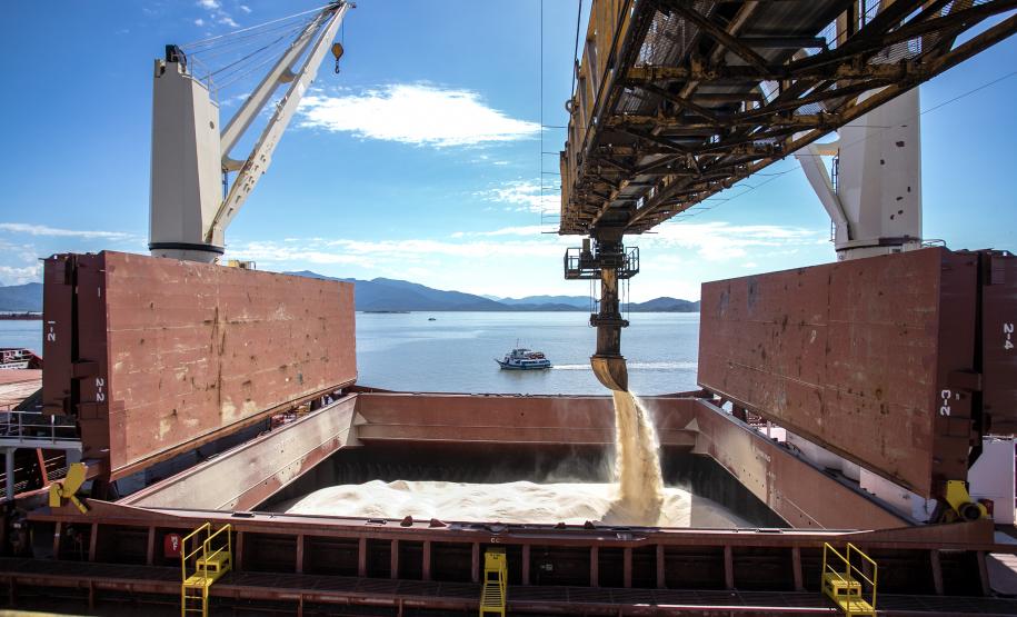 Com 5,8 milhões de toneladas movimentadas, portos registram melhor setembro da história