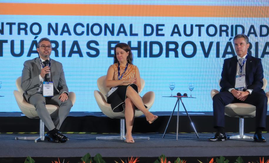 Ministro de Portos parabeniza gestão da Portos do Paraná