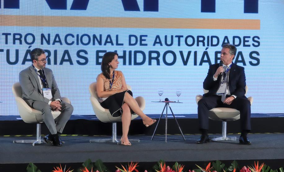 Ministro de Portos parabeniza gestão da Portos do Paraná