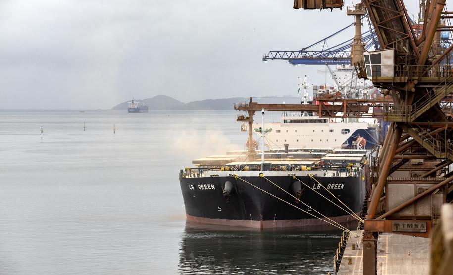 Com 5,8 milhões de toneladas movimentadas, portos registram melhor setembro da história