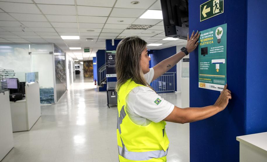 Portos do Paraná promove campanha interna para economia de energia elétrica