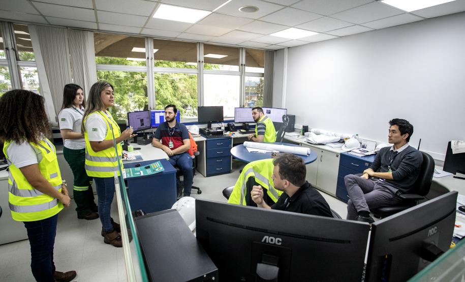 Portos do Paraná promove campanha interna para economia de energia elétrica