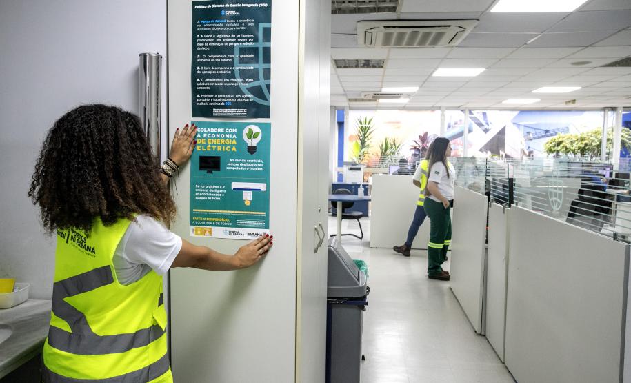 Portos do Paraná promove campanha interna para economia de energia elétrica