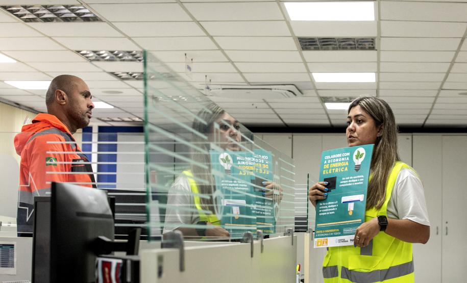 Portos do Paraná promove campanha interna para economia de energia elétrica