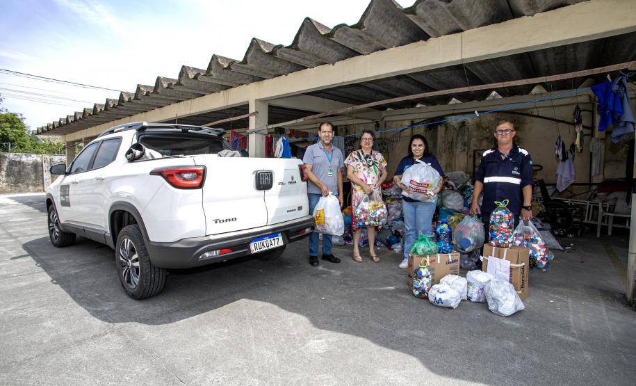 Portos do Paraná arrecada meia tonelada de tampinhas para o Lar Perseverança