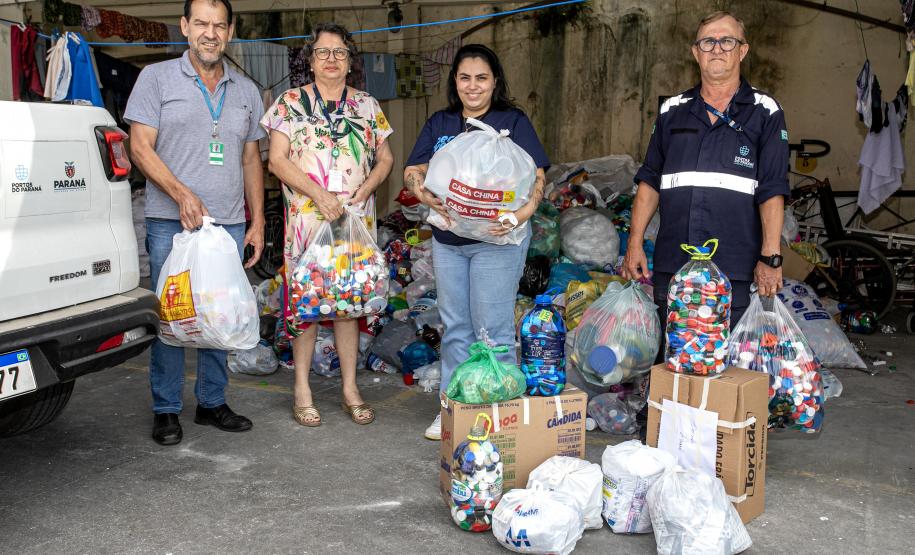 Portos do Paraná arrecada meia tonelada de tampinhas para o Lar Perseverança