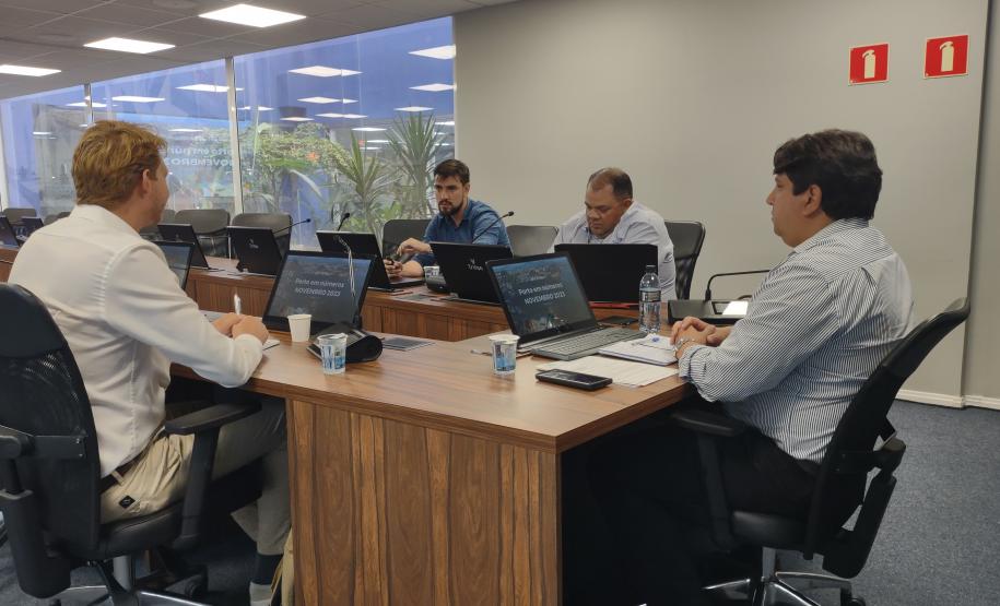 Portos do Paraná estreita ligação com a Holanda por energia verde