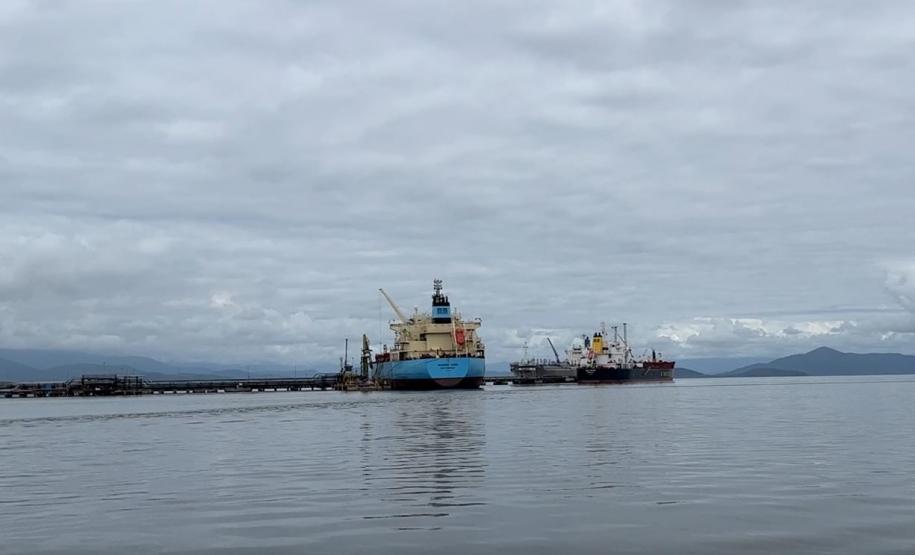 Terminal público de líquidos do Porto de Paranaguá tem aumento de calado