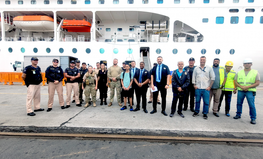 Simulado de segurança em navio de cruzeiro é realizado no Porto de Paranaguá