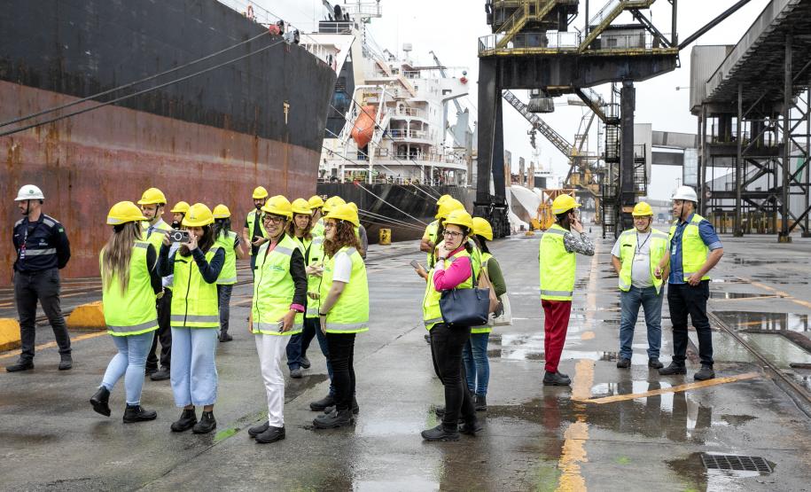 Portos do Paraná recebe a visita de integrantes da Justiça Trabalhista de Paranaguá