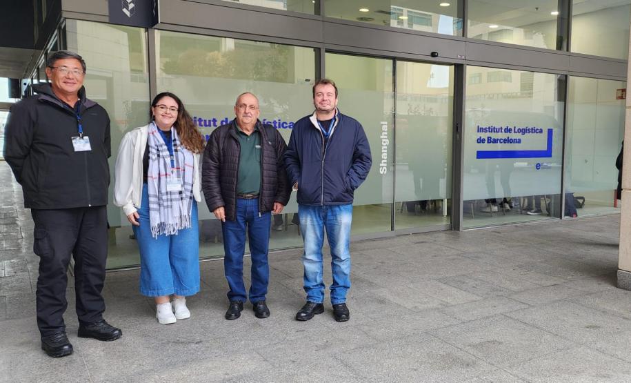Comitiva da Portos do Paraná participa de intercâmbio em Barcelona
