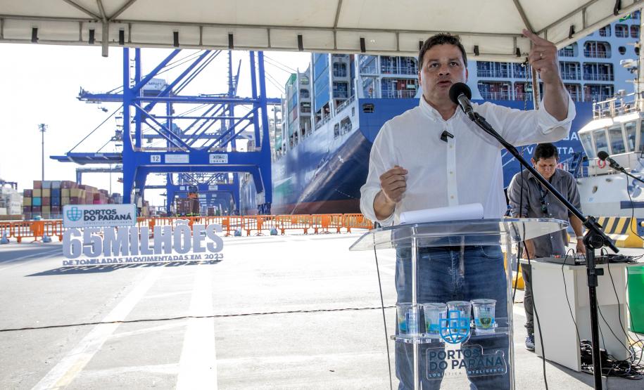 Portos do Paraná ultrapassa 65 milhões de toneladas movimentadas em 2023
