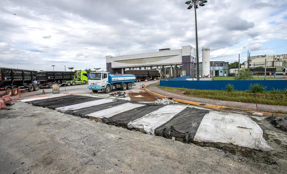 Pátio de Triagem ganha pavimentação de concreto em áreas mais sensíveis