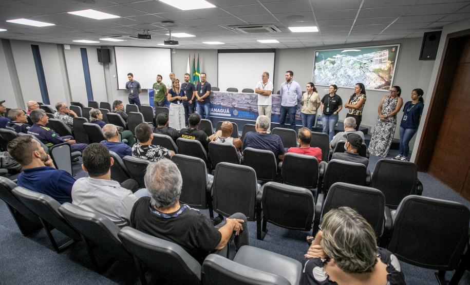 Desligamento de 28 portuários pelo PDI da Portos do Paraná é marcado pela emoção