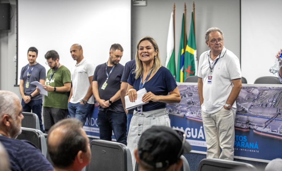 Desligamento de 28 portuários pelo PDI da Portos do Paraná é marcado pela emoção