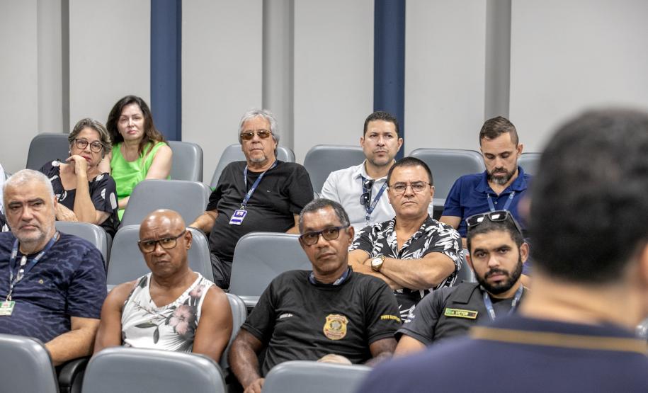 Desligamento de 28 portuários pelo PDI da Portos do Paraná é marcado pela emoção