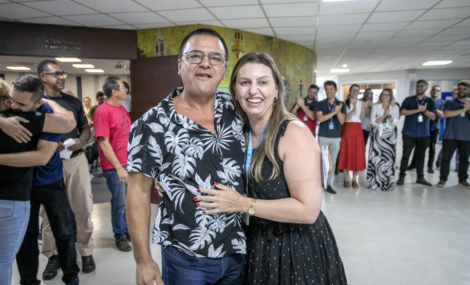 Desligamento de 28 portuários pelo PDI da Portos do Paraná é marcado pela emoção