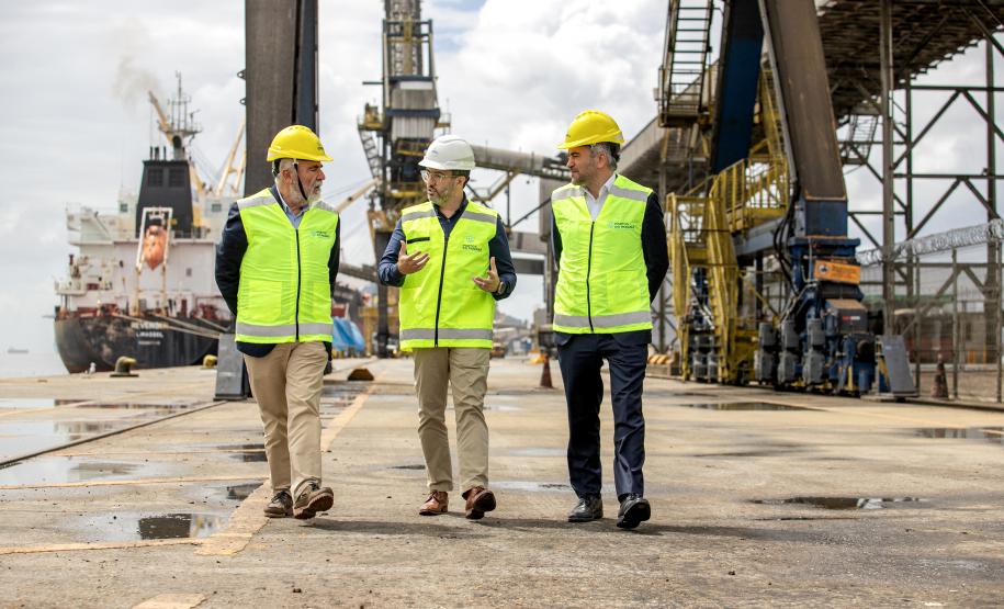 Presidente da Valenciaport visita o Porto de Paranaguá