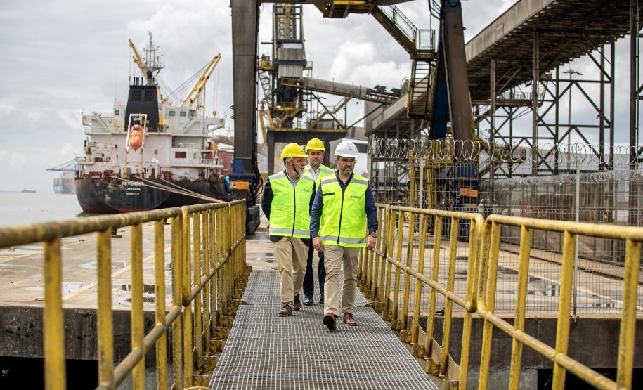 Presidente da Valenciaport visita o Porto de Paranaguá