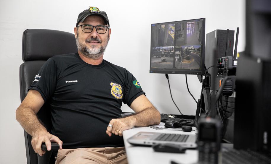 Guarda portuário vai expor ‘Monalisa parnanguara’ no Louvre