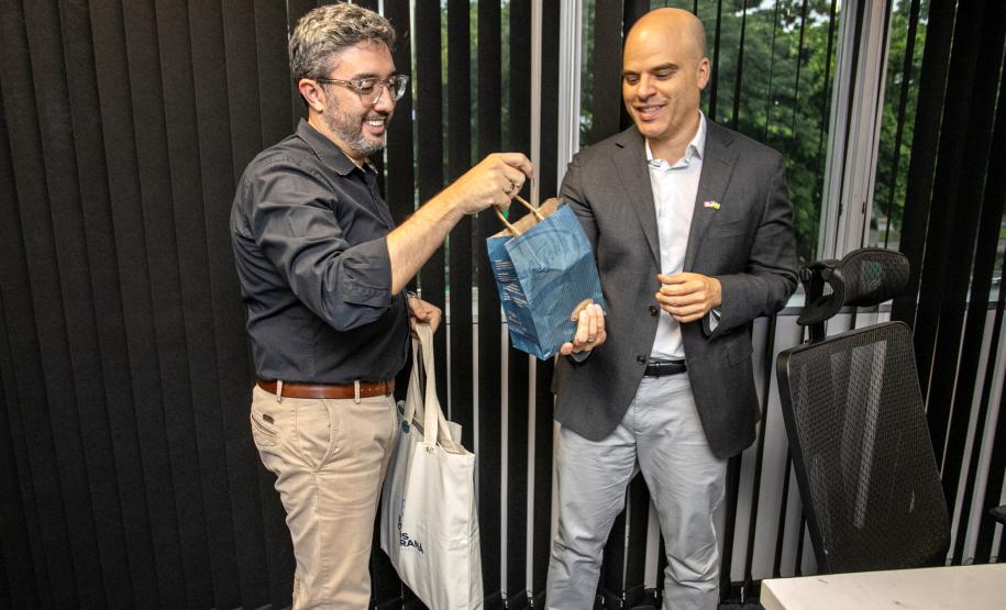 Estados Unidos e Paraná estreitam diálogo durante visita ao Porto de Paranaguá