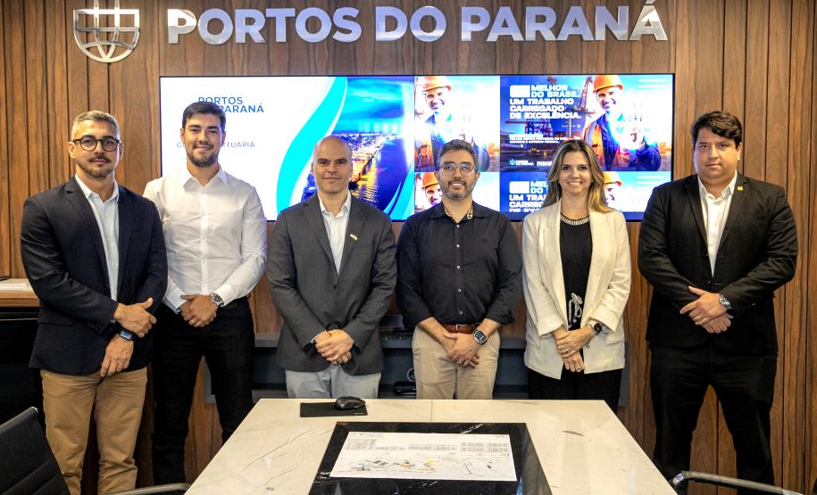 Estados Unidos e Paraná estreitam diálogo durante visita ao Porto de Paranaguá
