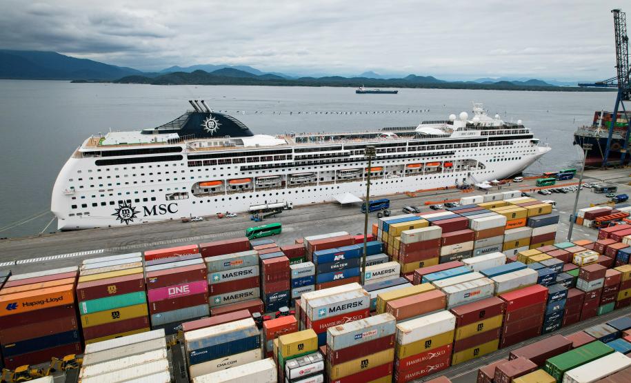 Mais de 39 mil cruzeiristas e tripulantes passaram pelo Porto de Paranaguá