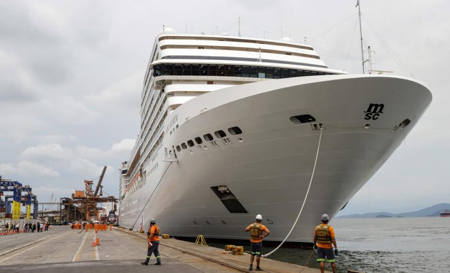 Mais de 39 mil cruzeiristas e tripulantes passaram pelo Porto de Paranaguá