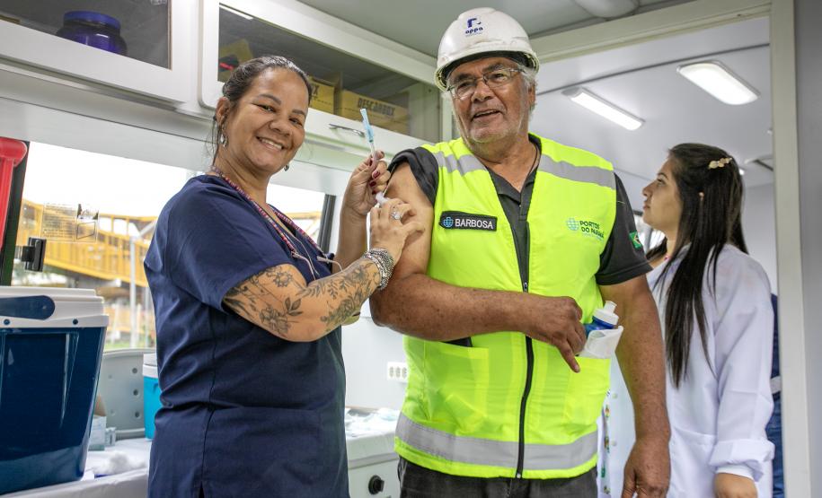 Mais de mil trabalhadores portuários participam do Abril Verde da Portos do Paraná