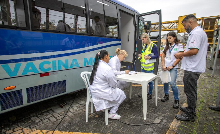 Mais de mil trabalhadores portuários participam do Abril Verde da Portos do Paraná